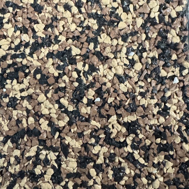 Mocha rubber pool deck color swatch